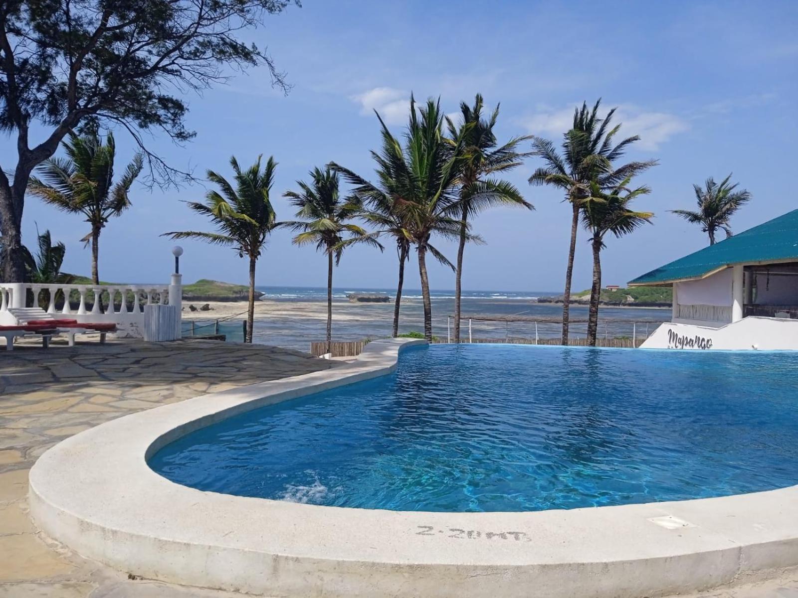 Готель Aquarius Club Ватаму Екстер'єр фото