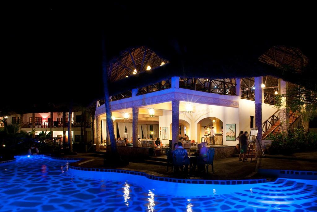 Готель Aquarius Club Ватаму Екстер'єр фото